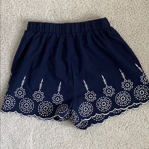 cute decorated shorts💙